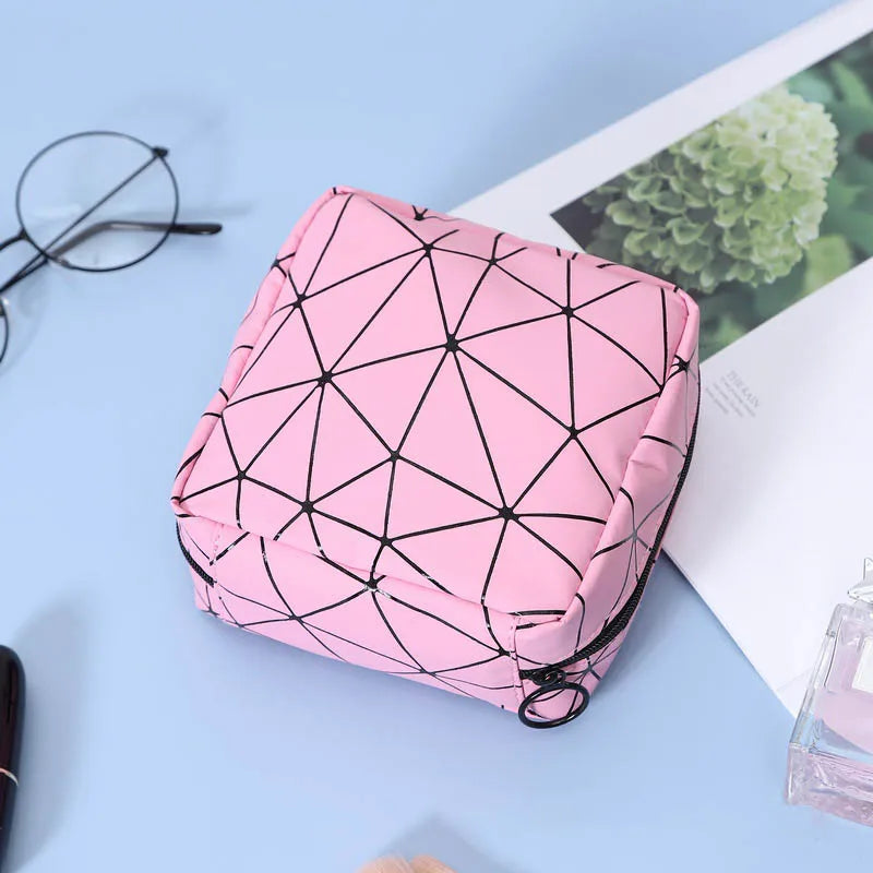Onshoulderbag Portable Sanitary Napkin Storage Bag