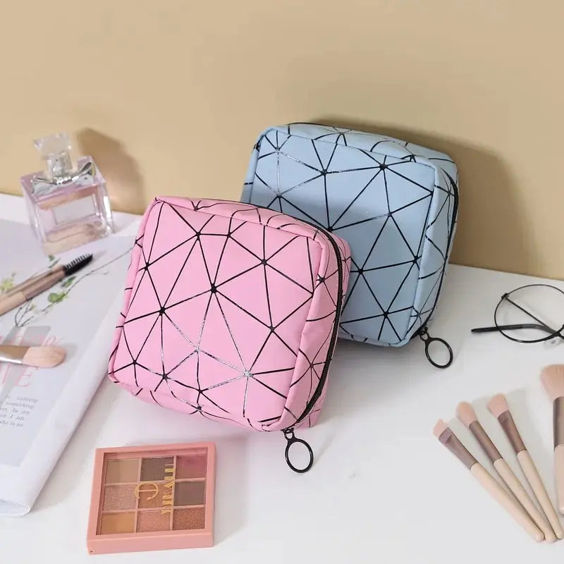 Onshoulderbag Portable Sanitary Napkin Storage Bag